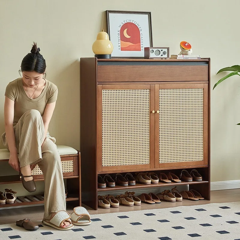 

Solid wood shoe cabinet, multi-layer rattan at the door of the household, opposite the door, indoor entrance cabinet