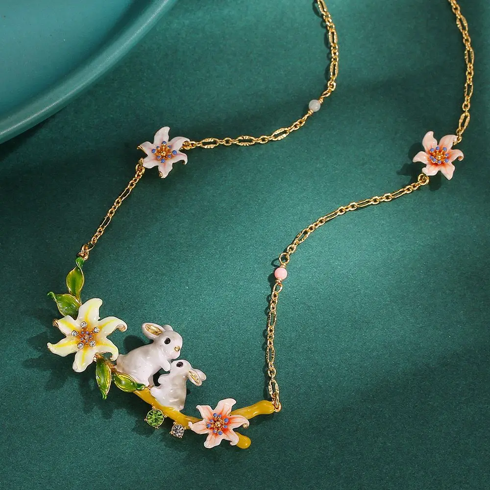 Designer new original hand-painted enamel glaze bunny flower necklace cute zodiac animal clavicle chain popular jewelry