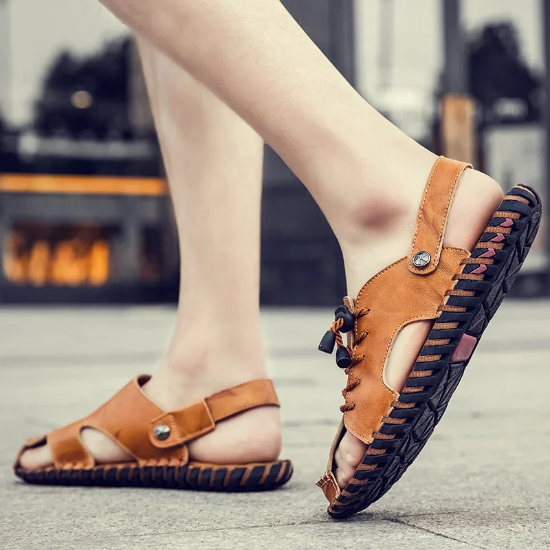 รองเท้าแตะสําหรับชายหนังแบนรองเท้าชายหาดอิตาเลี่ยนสไตล์บุรุษรองเท้าแตะคุณภาพห้องน้ําผู้ชายรองเท้าแตะสไลด์ Sandalia Feminino Luxo