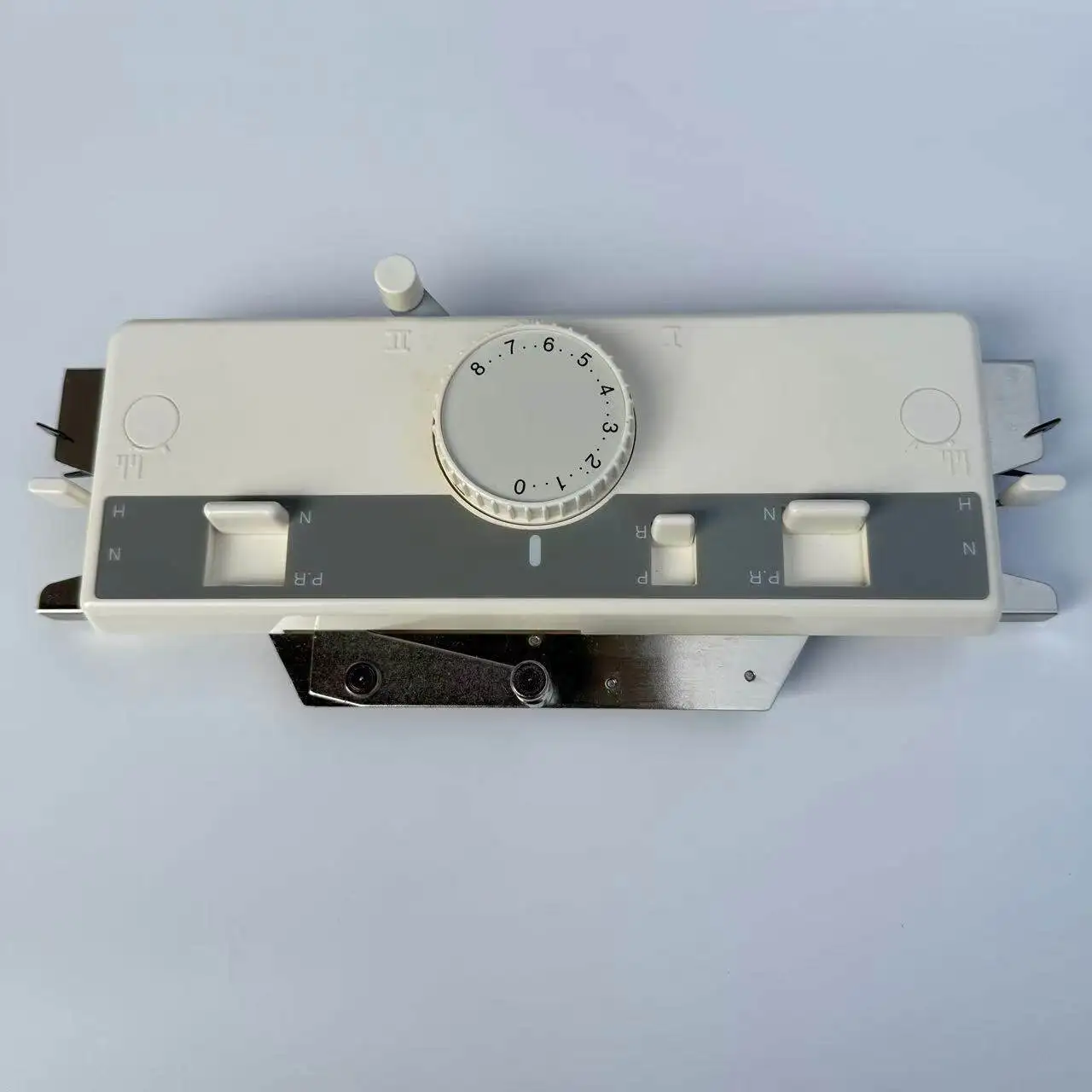 

Вязальная машина Brother для домашнего использования: вспомогательная головка A1-66 для модели Kr838