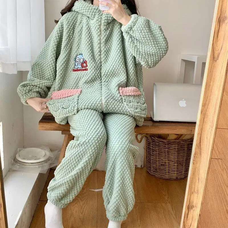 

Женский пижамный комплект Sanrio Hello Kitty из кораллового флиса, домашняя одежда с милым дизайном в виде рыбок, новый осенне-зимний стиль, теплый.
