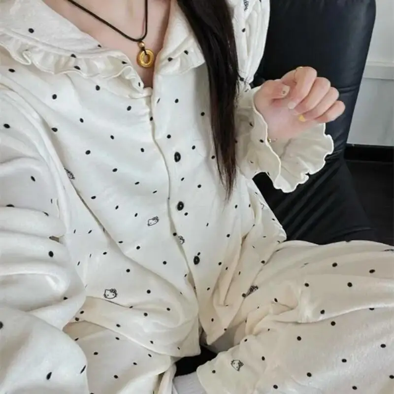 

Sanrio Hello Kitty, пижамы для молодых девушек, кавайные студенческие зимние штаны с длинными рукавами и длинными рукавами, утепленный комплект домашней одежды De Rong Hostel