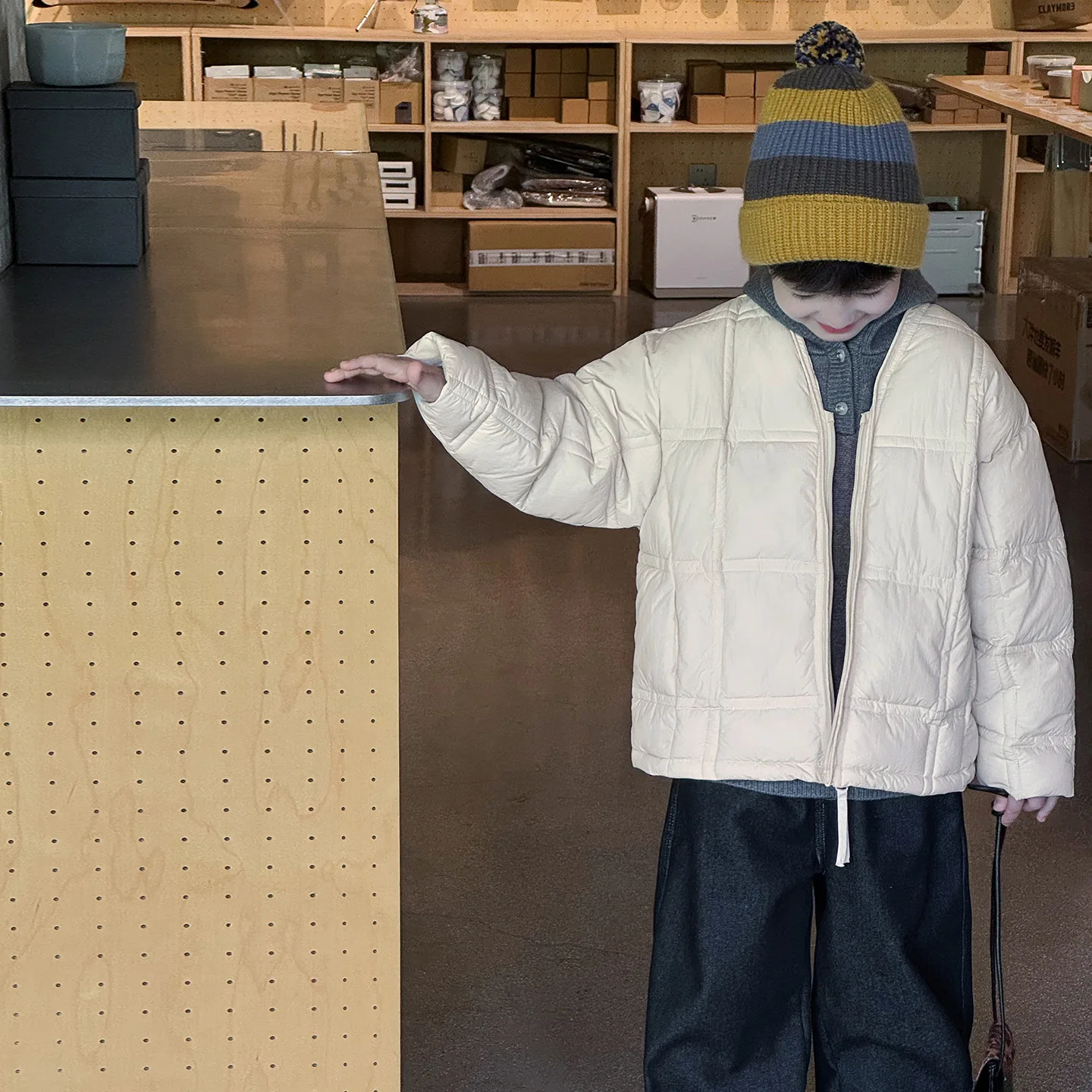 

Детская одежда, зимние пальто, новые однотонные толстые и теплые флисовые пальто в корейском стиле с низким воротником, теплая верхняя одежда для маленьких мальчиков и девочек