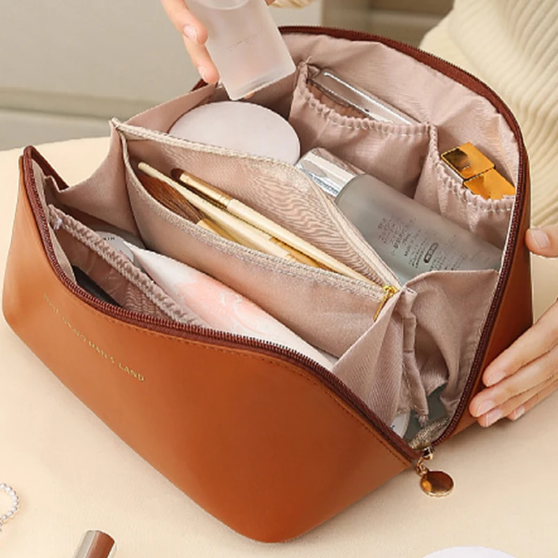 Large Cosmetic Bag For Women PU Leather Make Up Pouch Portable Washbag Travel Toiletries Organizer Storage Luxury Brand Hangbag