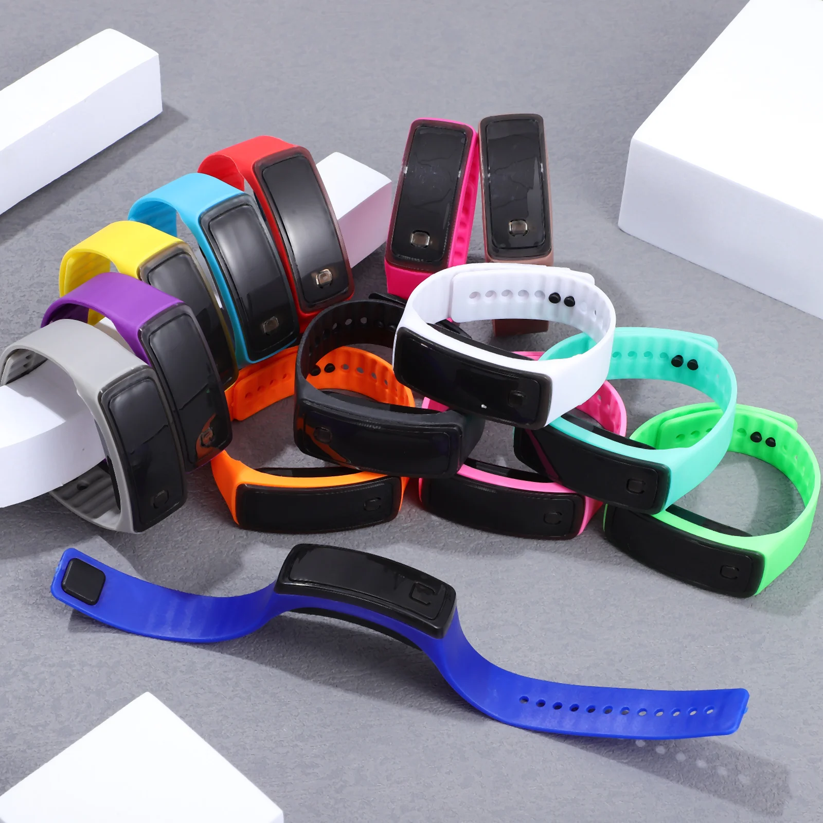 

14Pcs Kids LED Watches Electronic Digital Watches for Children Boys Girls Accurate Time Teaching Punctuality Kids Digital Watch