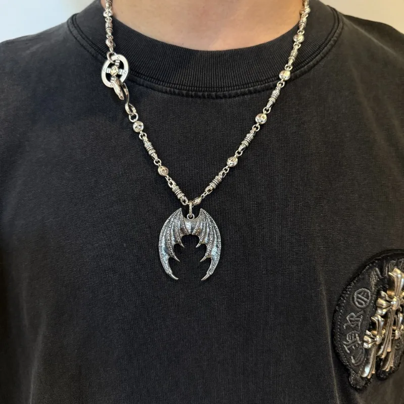 

Takahashi Goros, классическое винтажное ожерелье с подвеской в виде крыльев и черепа и перьев, модный тренд, универсальная японская пара, хип-хоп, рок-панк