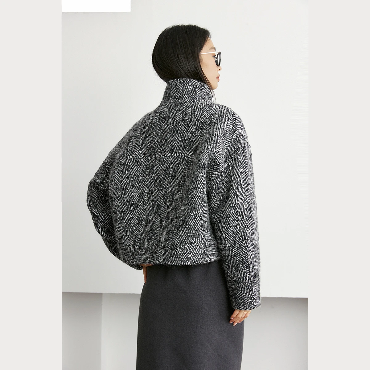VIMLY Damen Gestreifte Kurze Tweed-Mäntel Winter 2025, Wollmischung, strukturierte Jacke, Stehkragen, Reißverschluss, lange Ärmel, Damenmäntel M9117