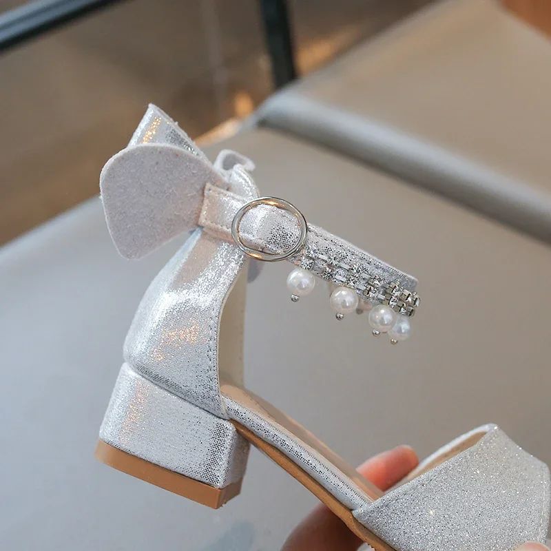 Children's Fashionable Open-Toe Sandals Rhinestone Bow Performance Shoes for Girls Ages 3–18 High-heeled Shoes for Kids Sandals