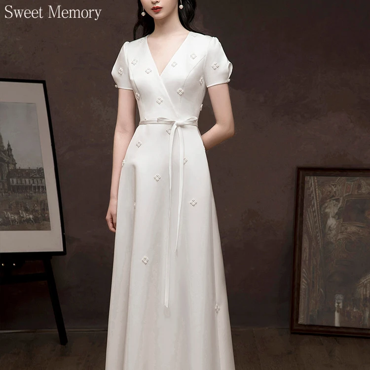 Robe de mariée vintage blanche à manches courtes pour femmes, robe de soirée avec perles, col en V, Rhd'anniversaire, fête préChristophe, mode, M146