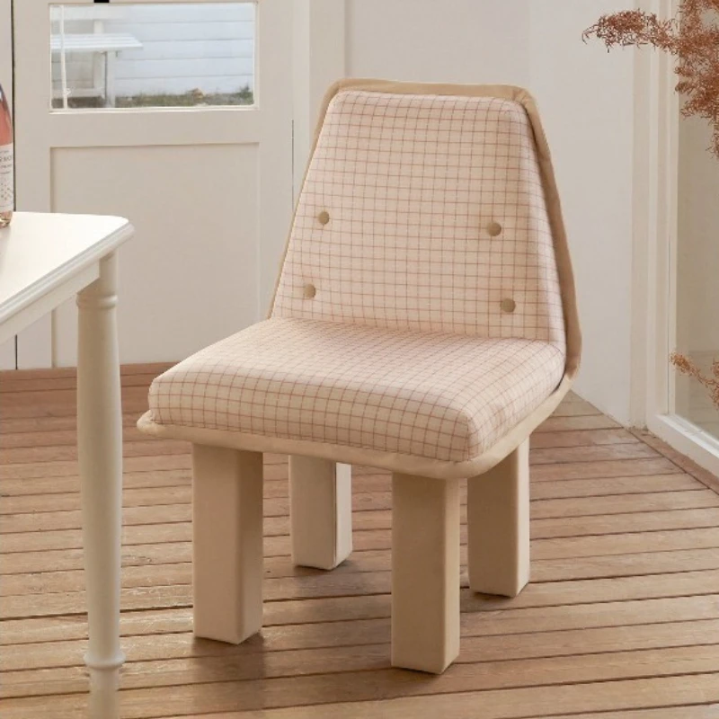 

Checkered Accent Chair Versatile Single Seat for Bedroom Dining Vanity Sofa Comfy Lounge Stylish Elegant Upholstered Furniture