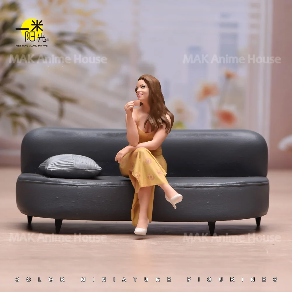 Exquise figurine de femme élégante buvant un café, en position assise gracieuse, à l'échelle 1/24 ou 1/18, figurines de scènes créatives, jouets de voiture.