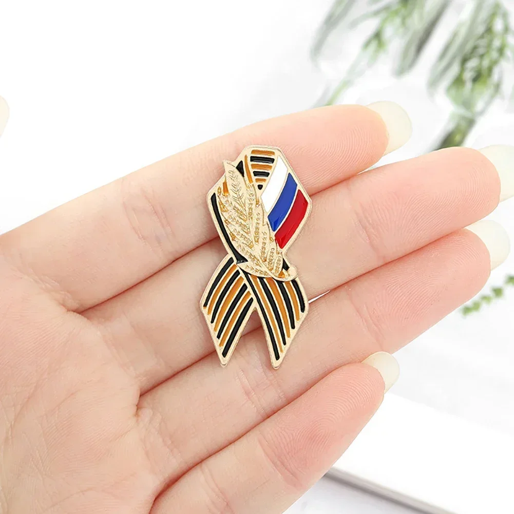 St. George Ribbon Badge with Russian Flag Saint George Victory Day Enamel Lapel Pin Maple Memorial Brooch Festive Symbol Pin