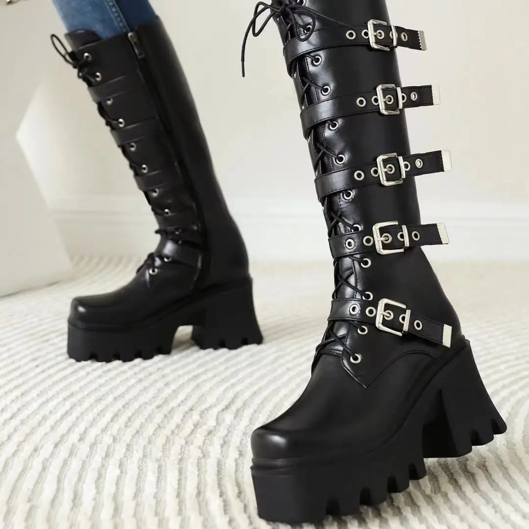 

New 2024 Large Size High Top Boots Side Zipper Women's Leather Boots Thi Heel Bule Faionable Casual Sle Winter Boots