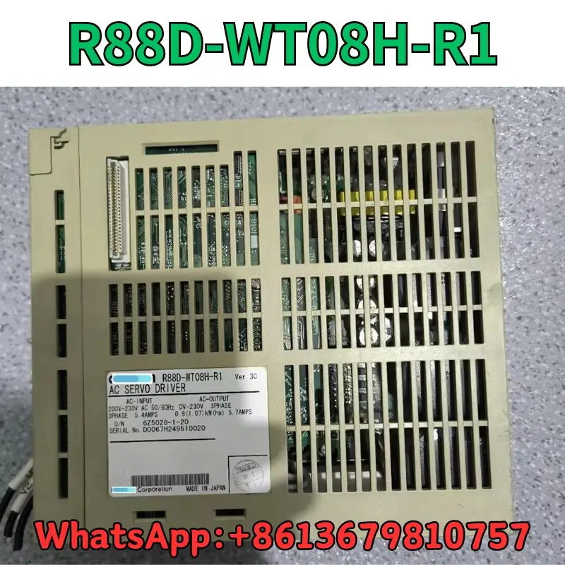 Drive R88D-WT08H-R1 bekas tes OK pengiriman cepat