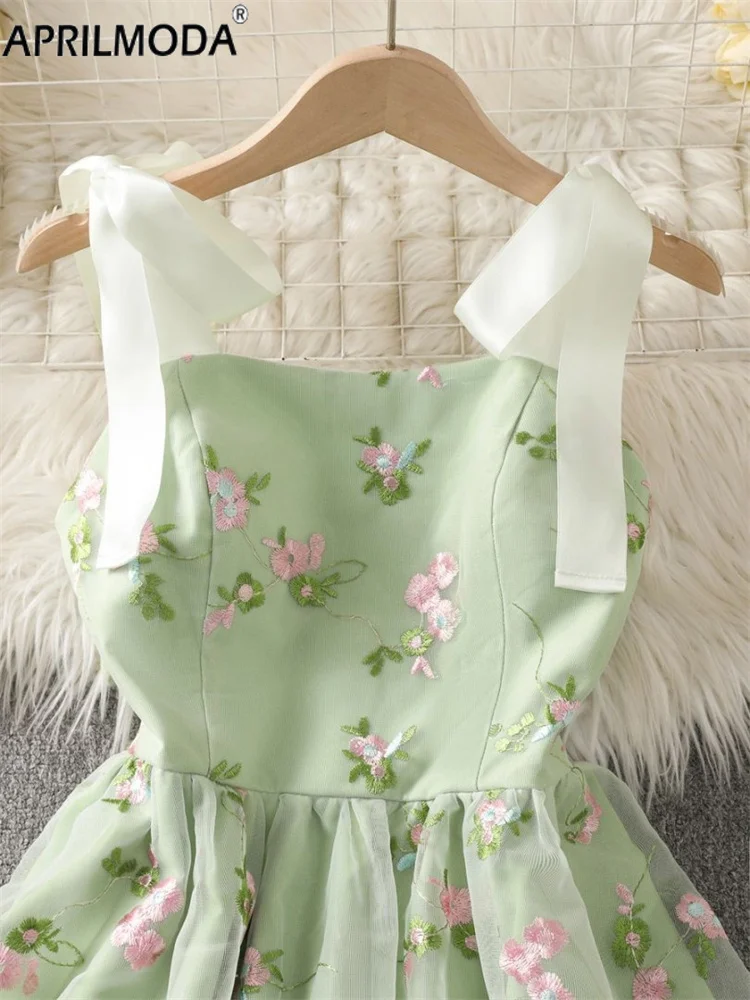 Elegant สั้นวันหยุดดอกไม้เย็บปักถักร้อยสั้น Tulle Homecoming มินิพรหมชุด Fairy พรรคอย่างเป็นทางการชุดเจ้าสาว Gowns