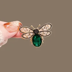 New Cute Green Yellow Crystal Bee Brooch Pin For Women Luxury Brand Exquisite Insect Suit Corsage Scarf Dress Coat Lapel Pins