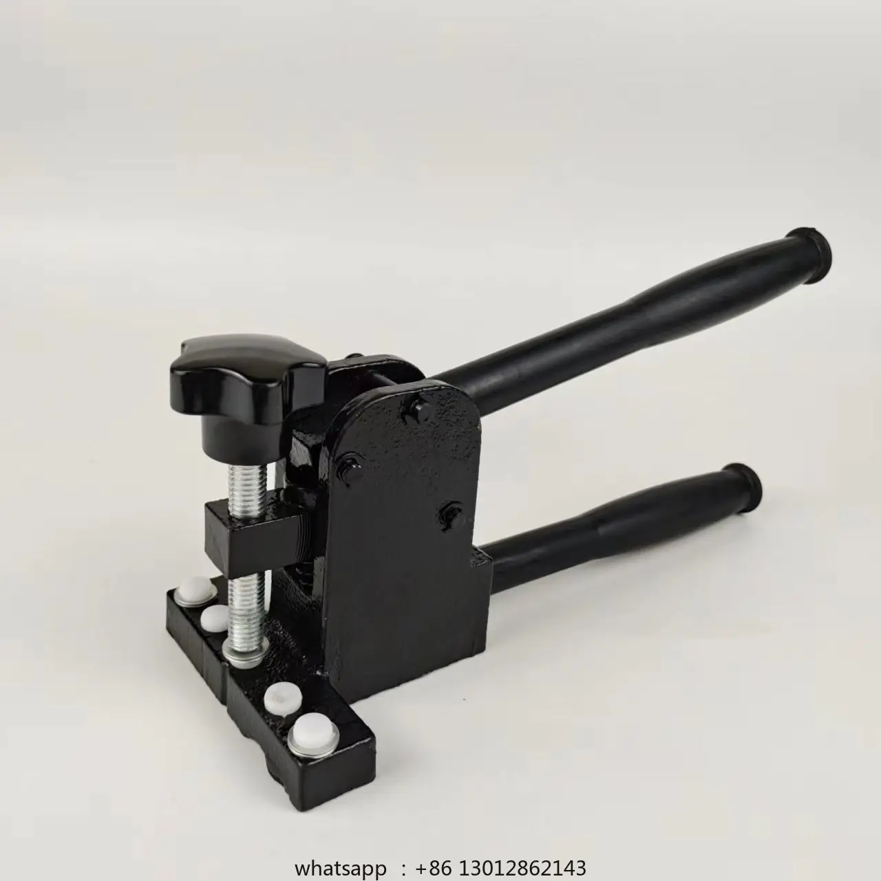 

Tile boundary opener upper pressure type forceful clamp brick opening auxiliary device