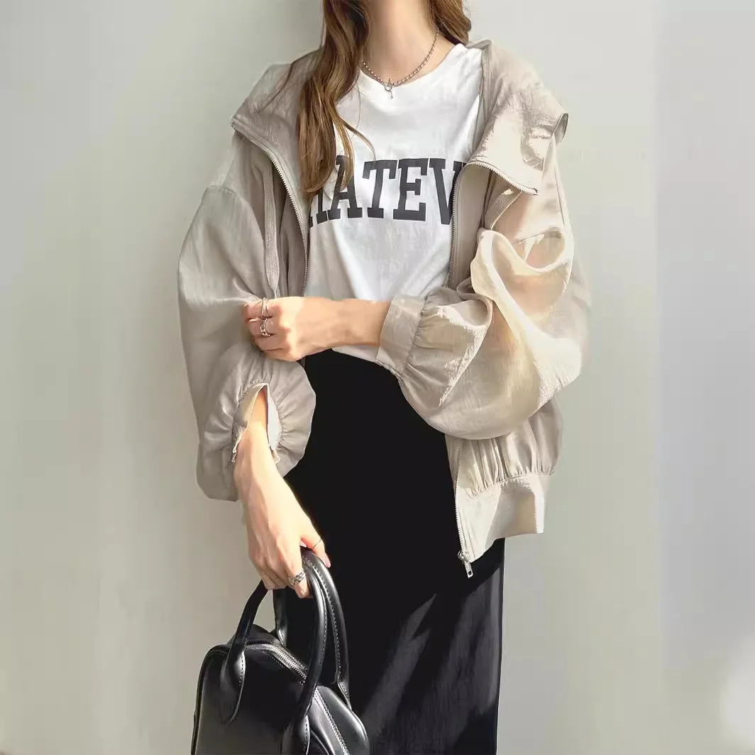 New Fashion Lightweight Hooded Sunscreen Jacket Summer UPF50+ UV Protection Sunshade Shirt Cool Breathable Coat Trendy