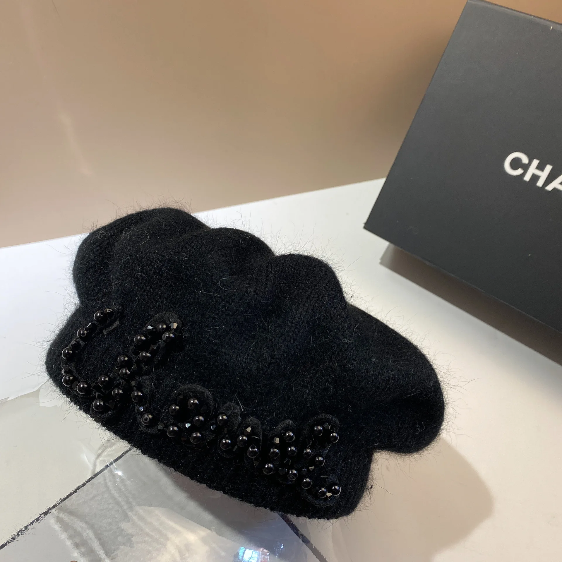 Pearl-Lettered Rabbit Fur Beanie Fall/Winter New Style Warm Fuzzy Knit Painter's Beret With Trendy Octagonal Design