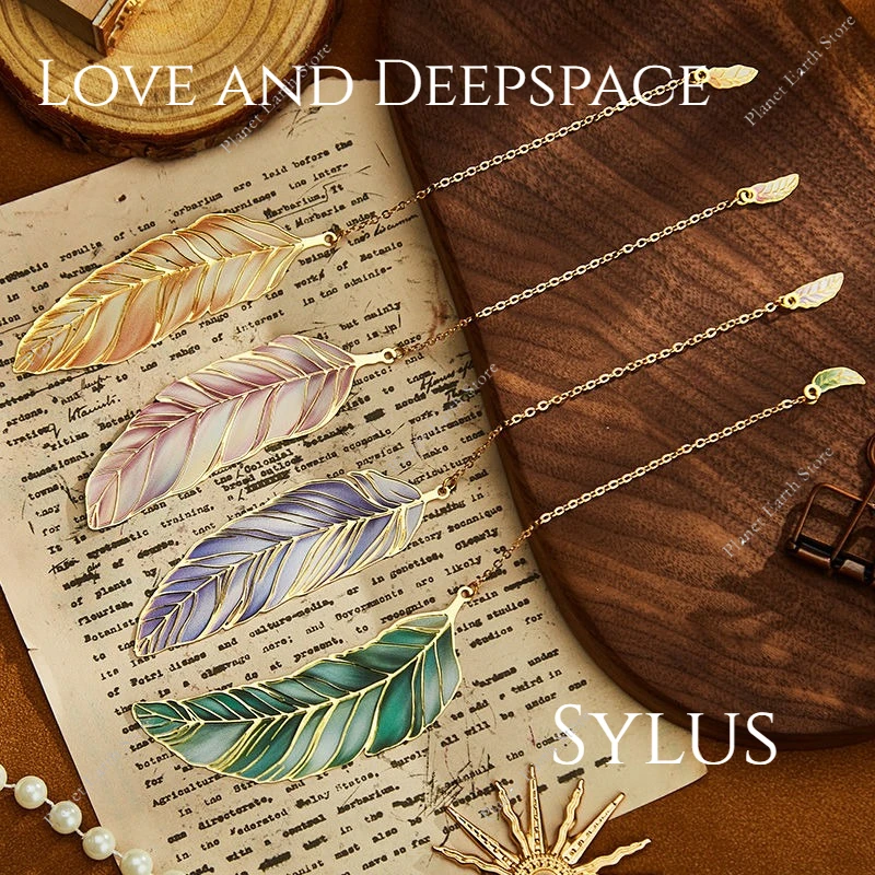 

Игра Love and Deepspace Sylus Qinche, цветная металлическая закладка с перьями, ретро косплей, маркер для страниц книги, школьные принадлежности, подарок для фанатов