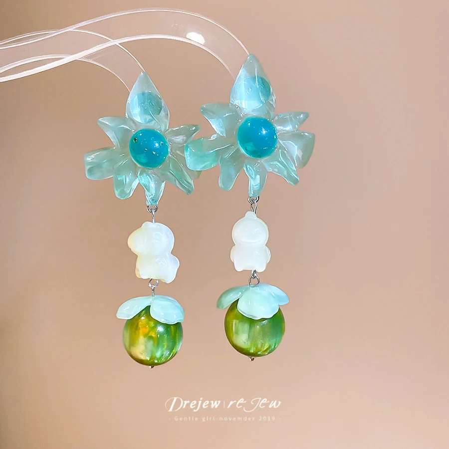 DREJEW Translucent Gradient Flower Drop Earrings With Bunny And Swirled Bead Pendant Elegant For Daily Commute Dating