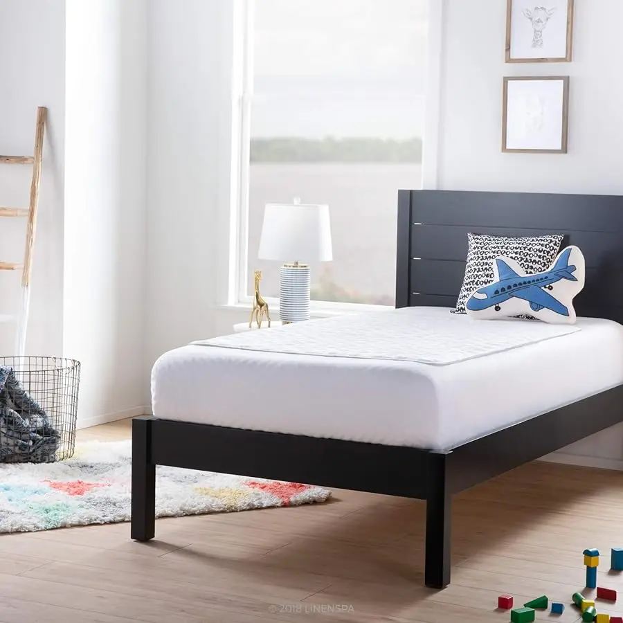 

Waterproof Mattress Pad | 34" x 52" Non Slip Waterproof Sheet and Mattress Protector | Highly Absorbent, Machine Washable, Quilt