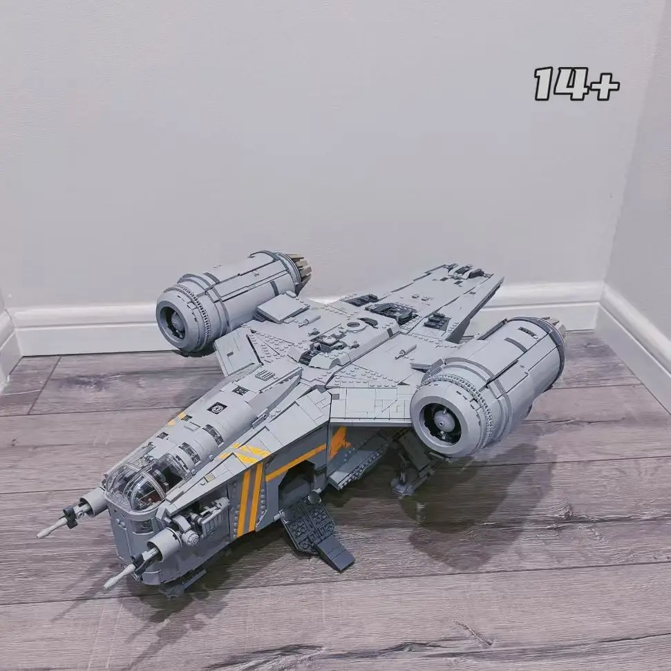 

Инновационная модель космического корабля Star Wars The Razor Crest, 6187 деталей, UCS, подарки для детей на вечеринку, подарки на Рождество