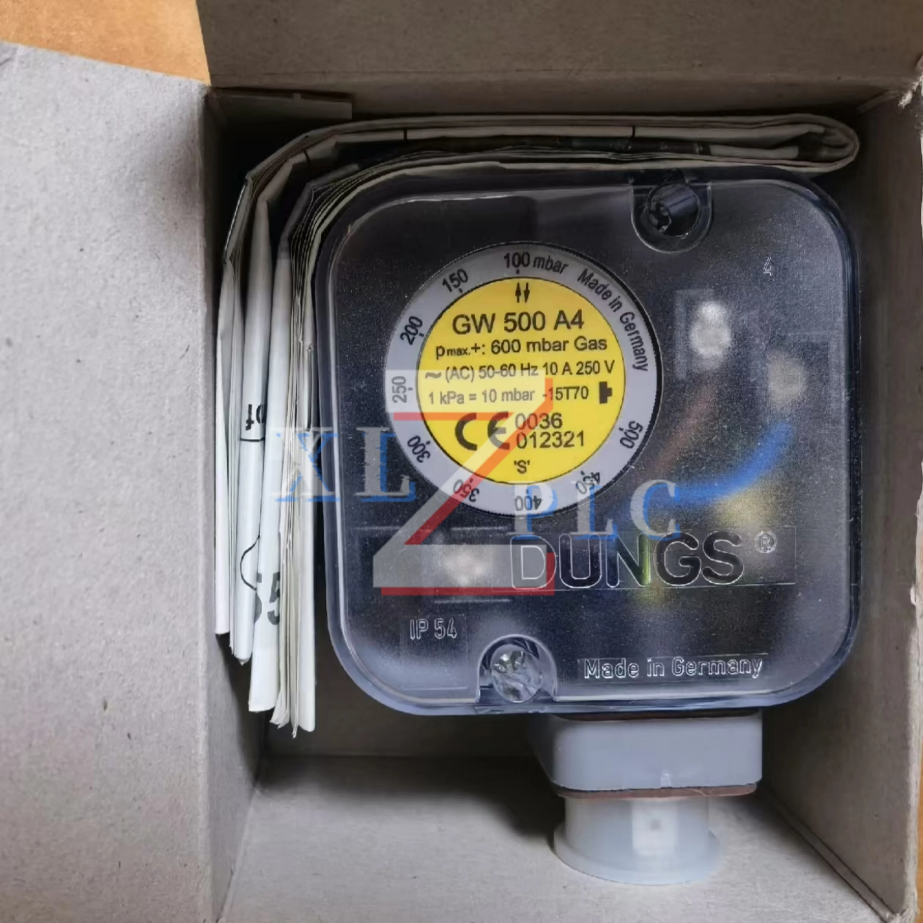 圧力スイッチ 新品箱入り GW150A6 GW500A4