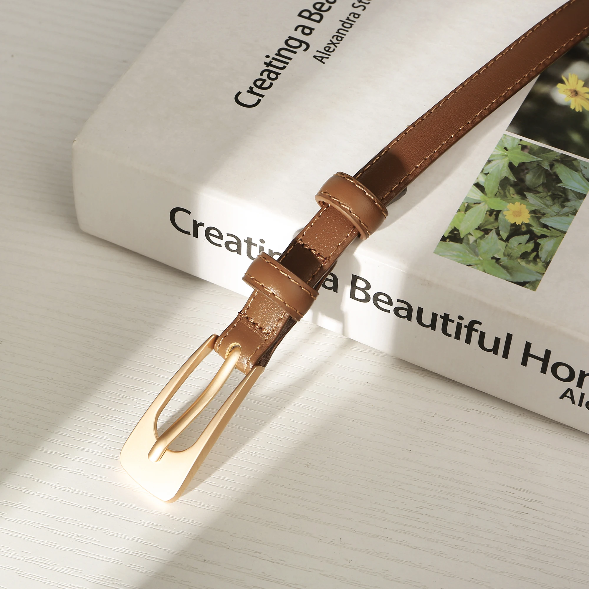 2026 New Thin Belts for Women Luxury Ladies Skinny Leather Belt Women for Dress Jeans Fashion Waist Belt