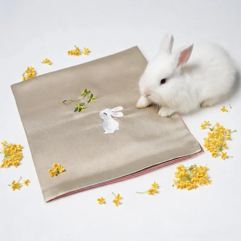 Handmade Suzhou Embroidery Silk Gift