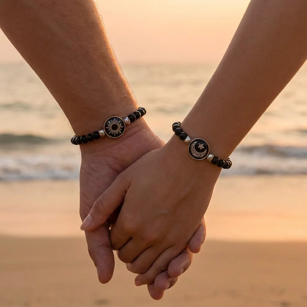 Klassische leuchtende Sonne-Mond-Paar-Armbänder für Frauen, handgefertigte schwarze Perlen, passende Armbänder, Charm-Freundschaftsschmuck, Geschenke – Detail 6