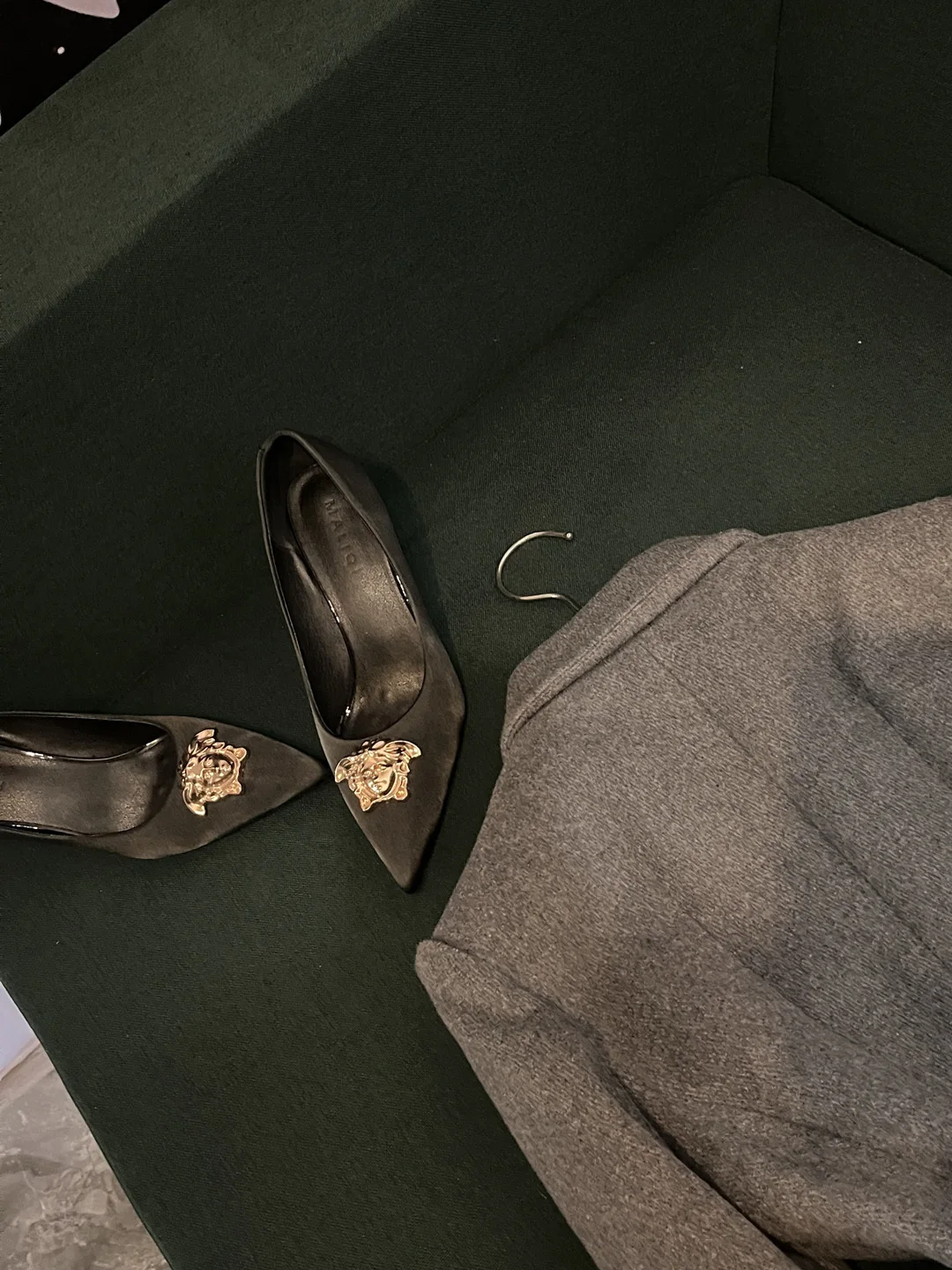 2025 الشتاء Faion سليم صالح معطف طويل عقدة كامير معطف الصوف Ele سترة واقية للنساء A05503