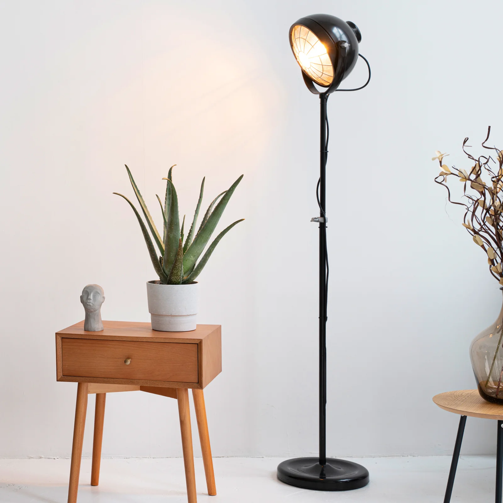 

Weighted Metal Floor Lamp Base Round Table Light Chassis Desktop Lamp Holder Accessories for Home Decor Floor Light Holder Base