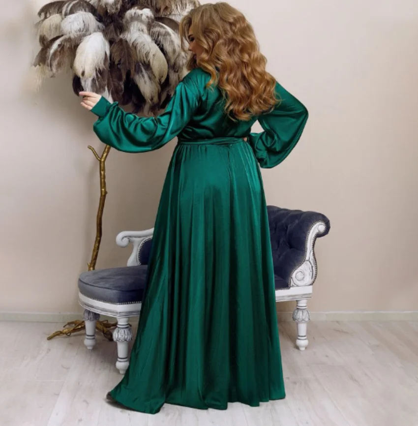 Emerald Green V-Neck Floor Length Maid Of Honor Gown Elegant Long Sleeve Maxi Dresses Bridesmaid Dress Plus Size Women