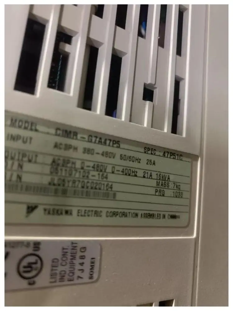 Inversor usado CIMR-G7A47P5 Prueba aprobada Envío rápido
