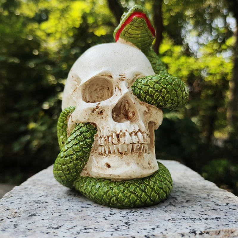 Cross-Border New Arrival Halloween Skull Lantern Festival Resin Skeleton Crafts Festival Dressing Atmosphere Decorations in Stoc