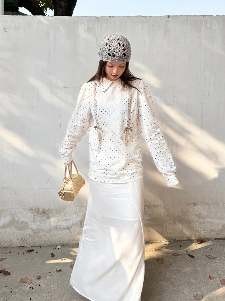 

Корейский комплект: свободная блузка в горошек с пышными рукавами и юбка А-силуэта с высокой талией, на пуговицах, для женщин