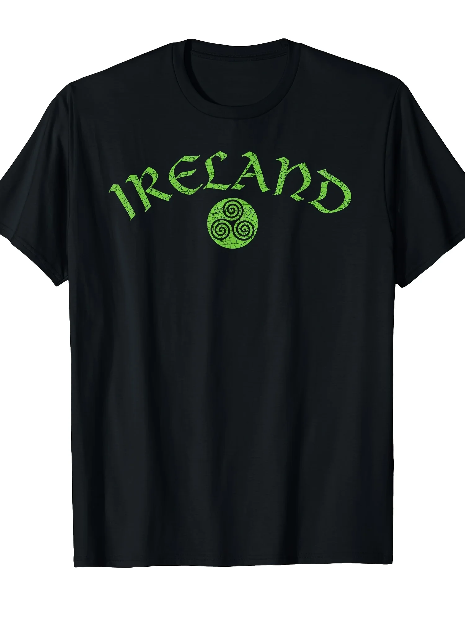 Retro Irish Triskele Tee, Relaxed Short Sleeve Top, Timeless Crew Neck, City Fashion Vibe, Showcasing Striking Design And Green