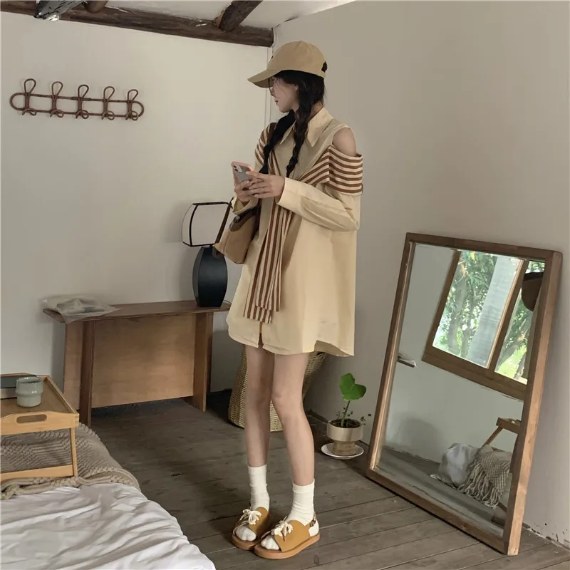 2025 여성 가을 디자인, 니치 예술적 감각, 시크한 숏 스커트 오프숄더 폴로 칼라 셔츠 드레스