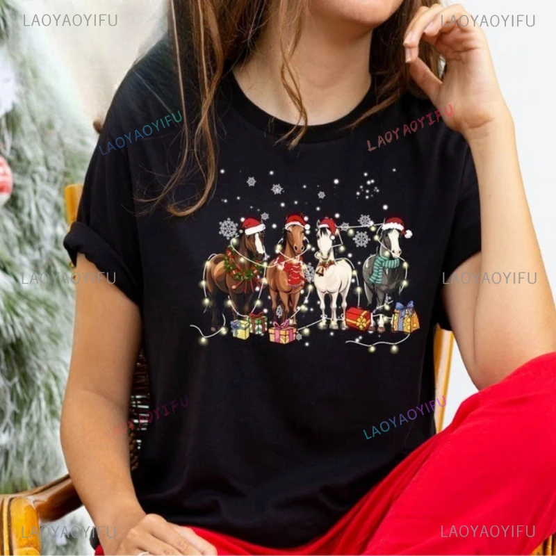 2026 Horse Christmas Shirt Western Christmas New Arrival Shirt Womens Crewneck streetwear Funny Festival Tees Horse Lover Gift