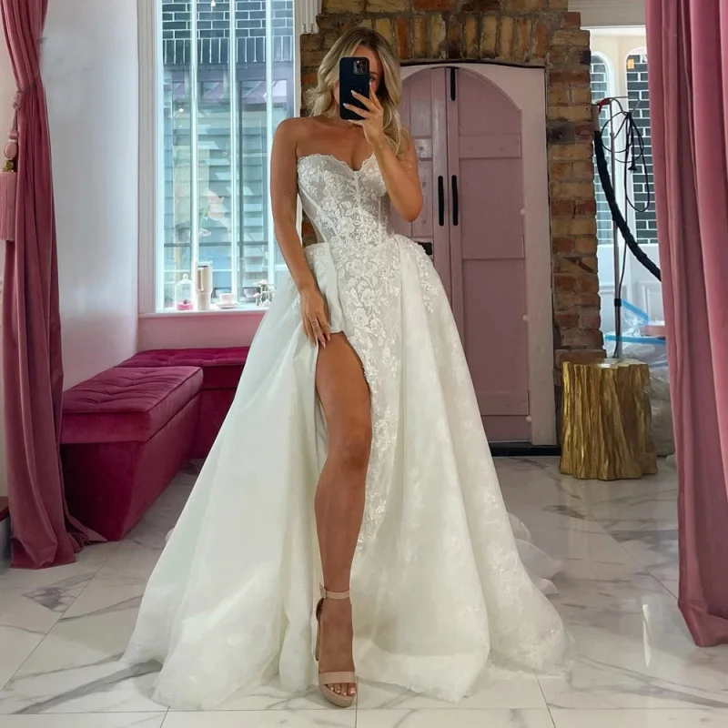 Fairytale Slit Wedding Dresses Sleeveless Pleats Lacing up Sweetheart Brush Train Vestidos Para Mujer Customised