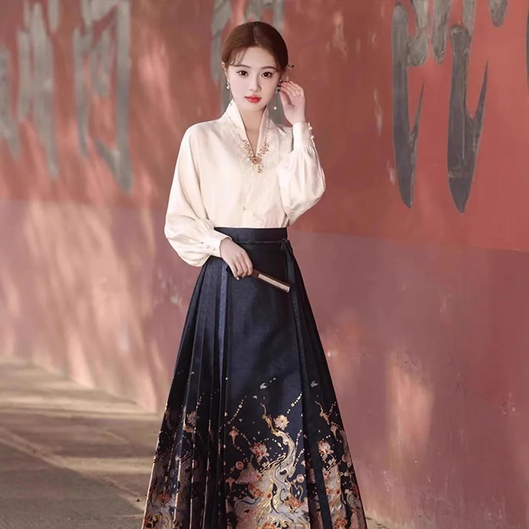 Halloween Role Playing The Chinese Style Horse Face Skirt Suitable for Taking Photos Traveling Photos Horse Face Skirt The Shirt