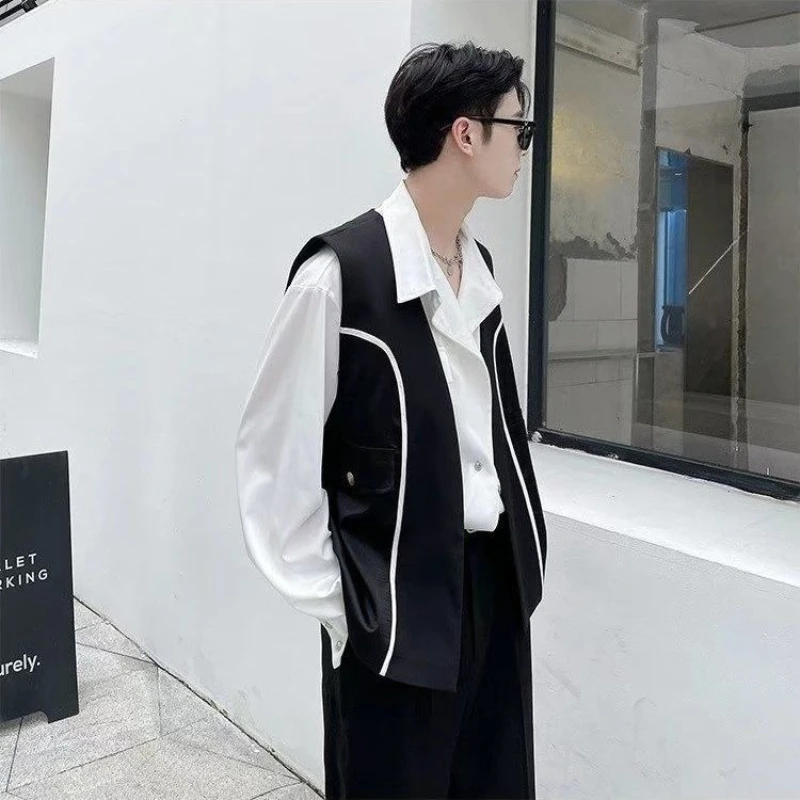 

Korean Inspired Men's Waistcoat Vest Slim Fit Satin Blazer Outerwear for Professional Stylists Barbers​