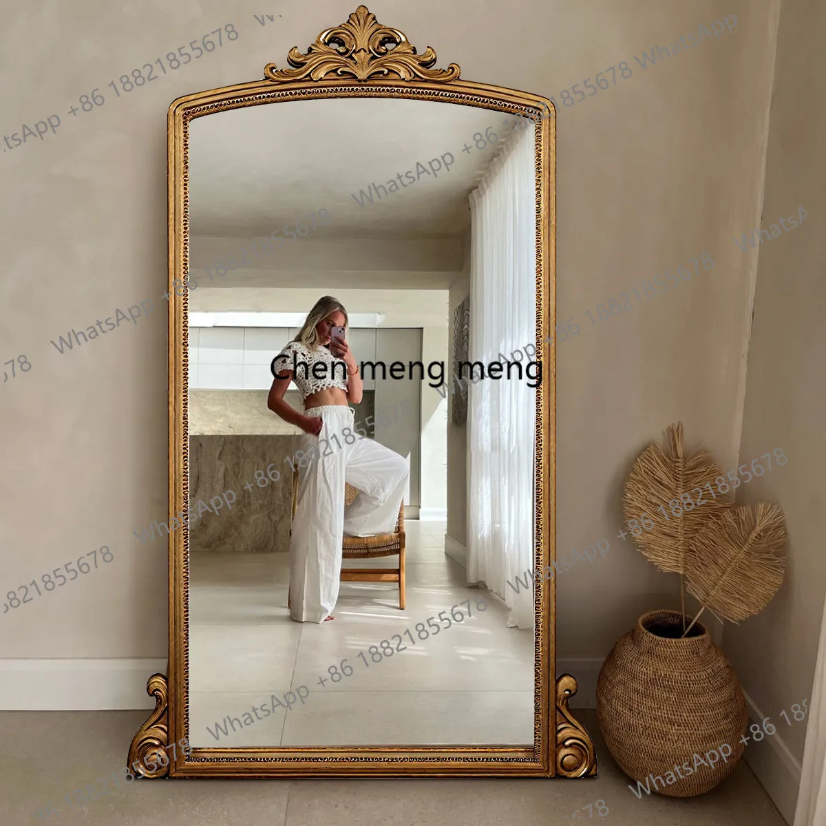American-style carved French-style clothing store fitting mirror, vintage full-length mirror for home use in the living room