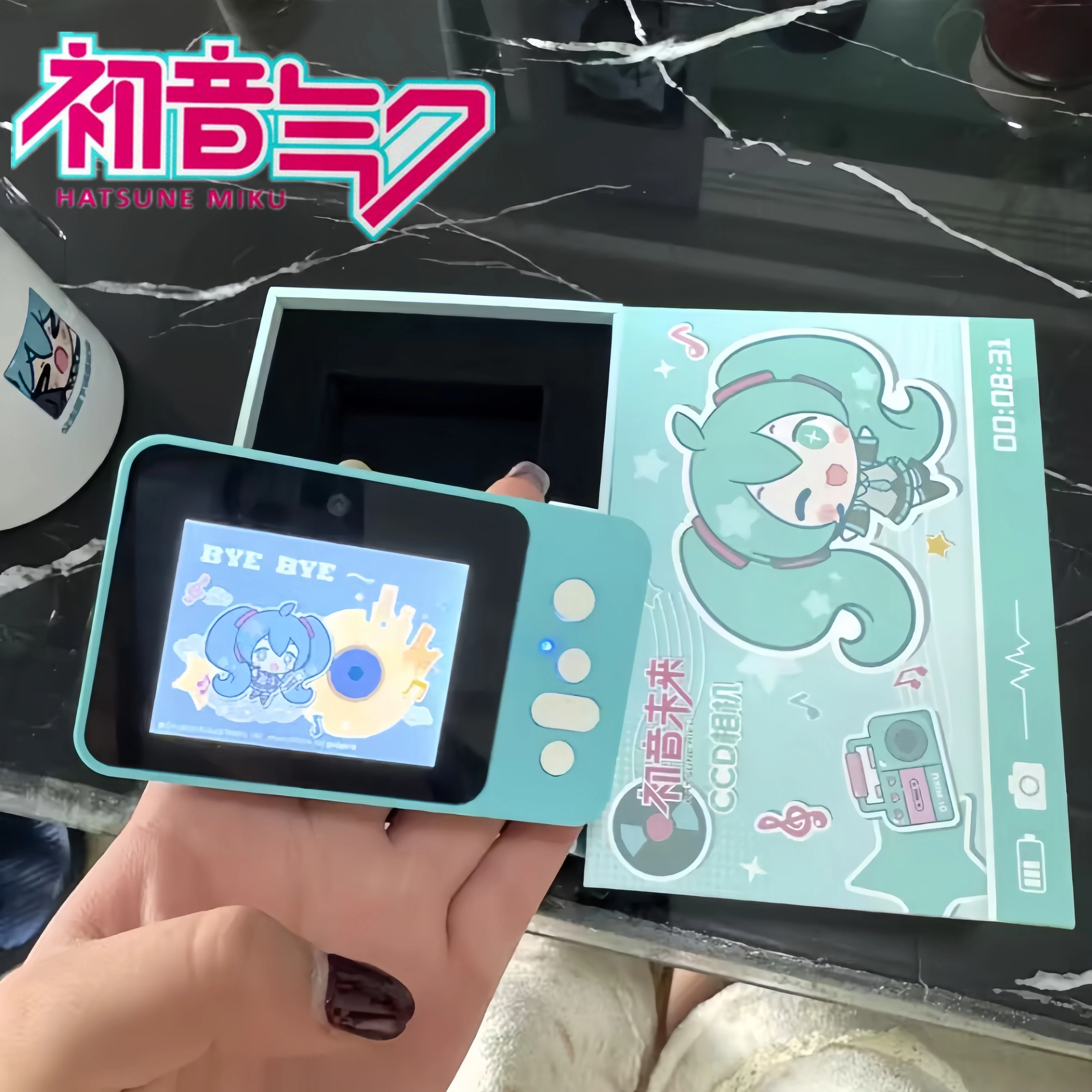 appareil-photo-numerique-original-hatsune-miku-ccd-600-mah-figurine-de-dessin-anime-accessoire-miku-cadeau-d'anniversaire-pour-enfants