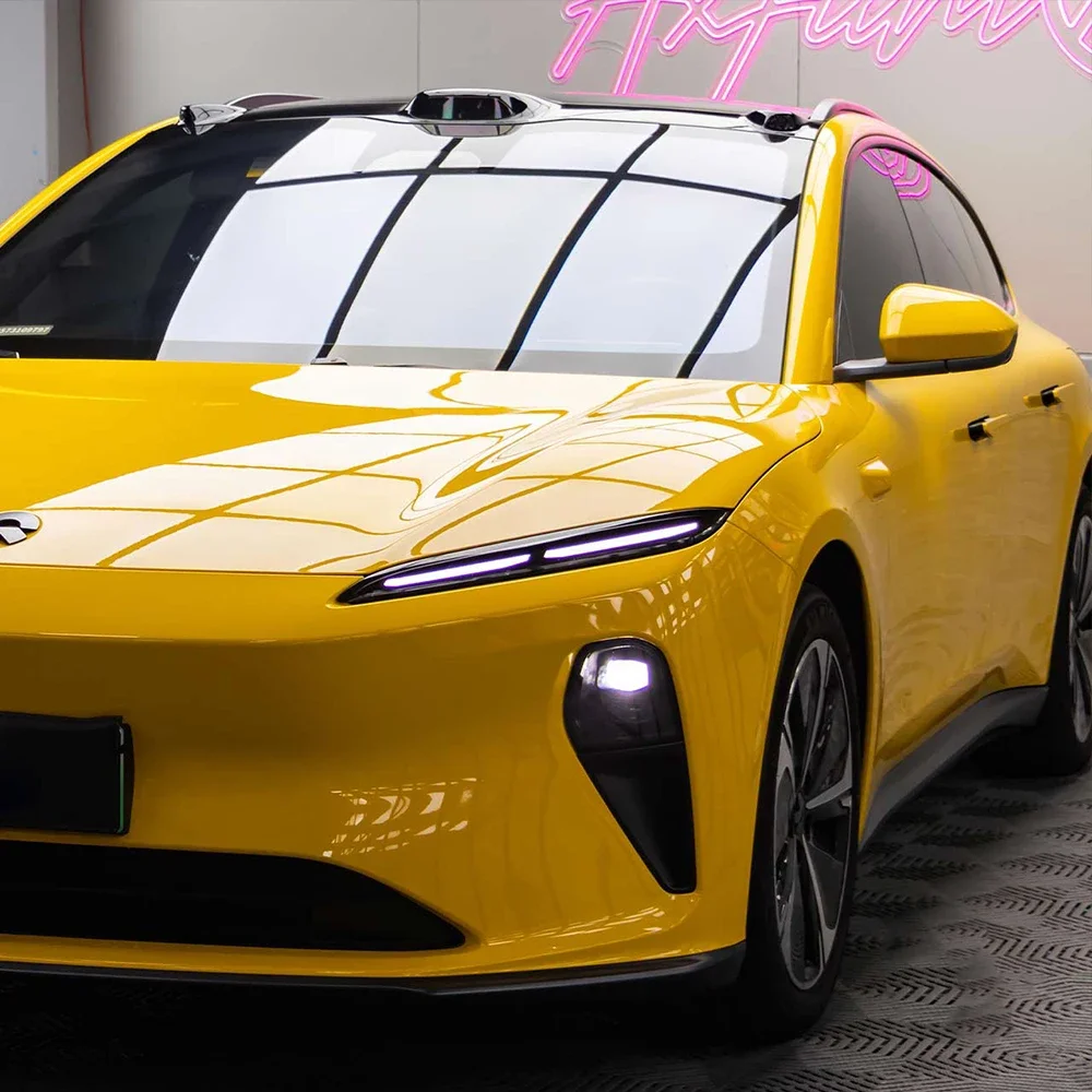 

High Bright Deep Yellow Wrap Film Glossy Deep Yellow Anti Scratch Air Release Auto Body Decoration Covering Film Car Accessories