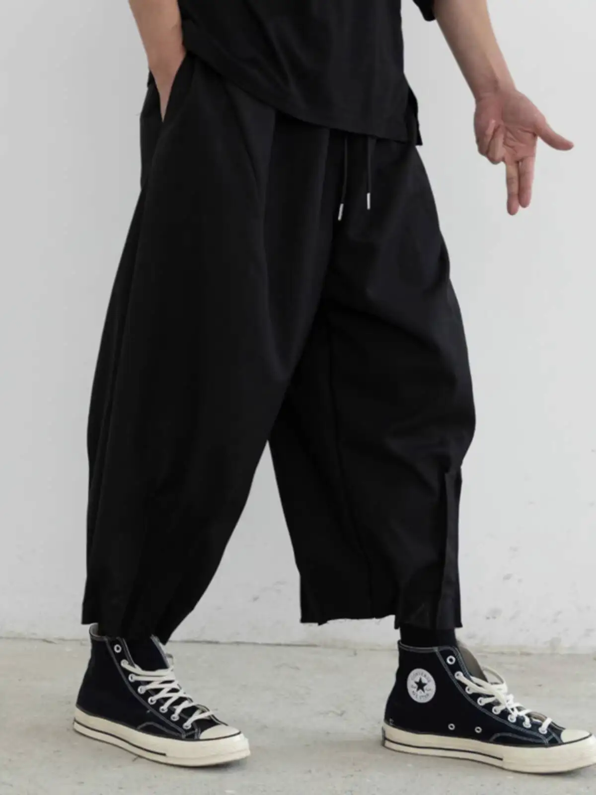 

Men's Casual Pants Style Raw Edge Casual Original Design Men's Wide-Leg Straight-Leg Harem Dark Black Cropped Pants