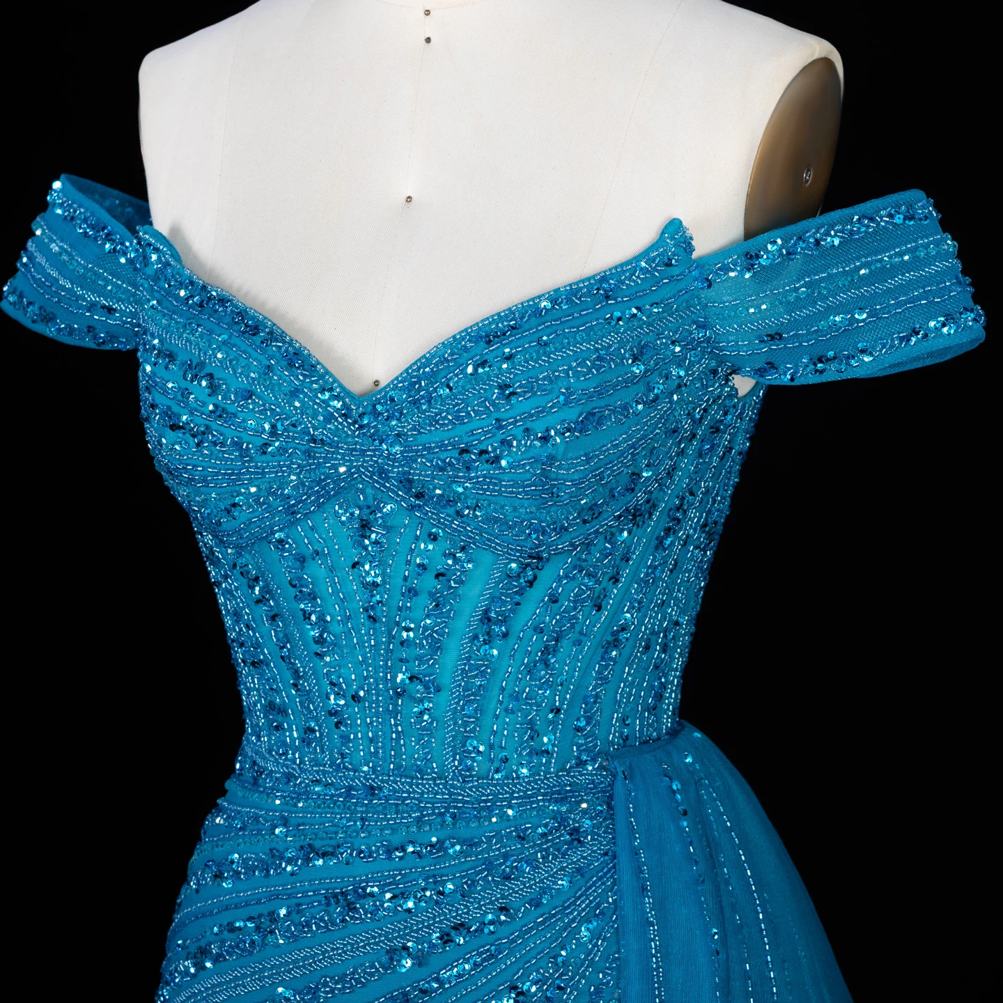Sharon Said Luxuriöses Rosa Abendkleid, Schulterfrei, Herzausschnitt, Kristallperlen, Meerjungfrauen-Schnitt, Seitlicher Tüll, Formelle Partykleider SS005 Maßanfertigung – Detail 13