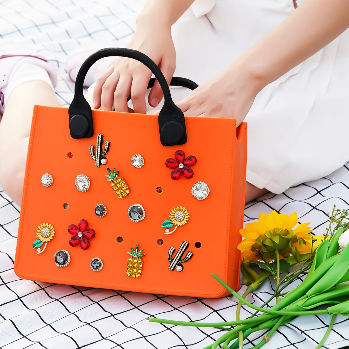 De Oranje Kerel NIEUWE Casual Waterdichte Reistas Outdoor Strandtassen Damesmode Nieuwe EVA Geperforeerde Handtas Fit Charms