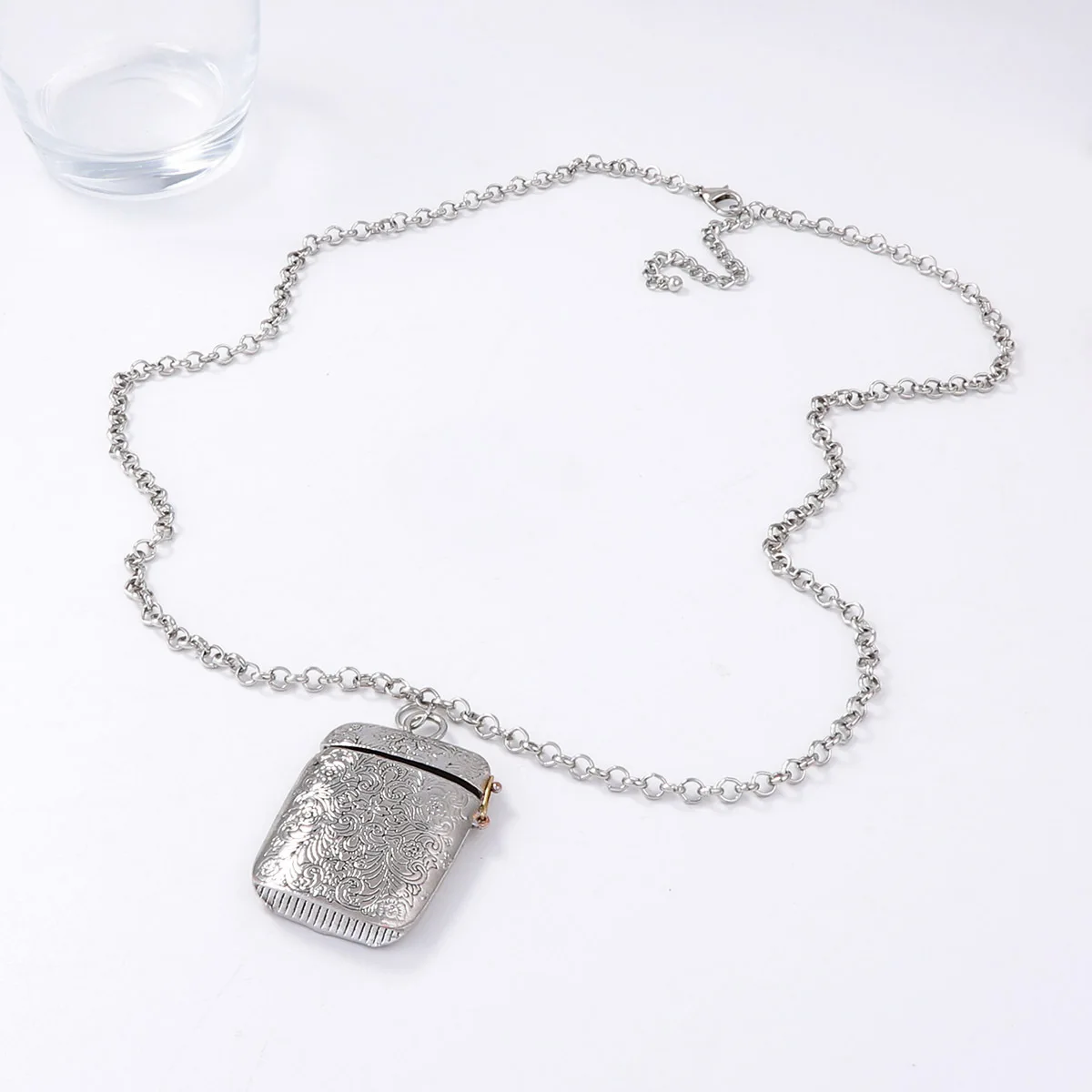 ZAA Metalllegierung Schnitzerei Textur Quadratische Box Anhänger Halsketten für Frauen Langhals Schmuck Mode Urlaub Party Zubehör Geschenke – Detail 4